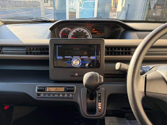 ワゴンＲ ＦＸ　シートヒーター　ＣＤ／ＡＭ／ＦＭラジオ　ＵＳＢ入力　スマートキー　運転席シートヒーター　オートライト　ベンチシート　フラットシート　パワステ　キーレス　オートエアコン（21枚目）