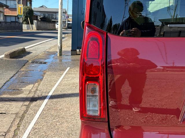 タント Ｘ　【水害車】ナビ　地デジ　ドライブレコーダー　バックカメラ　Ｂｌｕｅｔｏｏｔｈオーディオ　両側スライド・片側電動　クリアランスソナー　衝突被害軽減システム　オートライト　ＬＥＤヘッドランプ　スマートキー（55枚目）