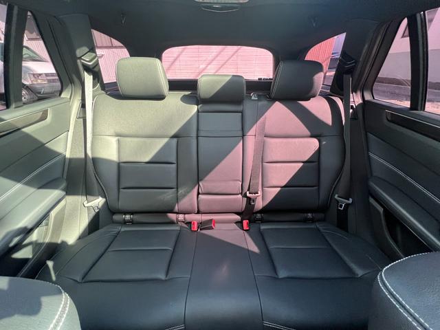 E300 4マチックステーションワゴンアバンギャルド AMGスポーツPKG パノラミックルーフ 純正ナビフルセグTVBカメラ360°カメラ ブラインドスポット ディストロニック+ PTS パワートランク AMG18インチAW LEDヘッドライト(10枚目)