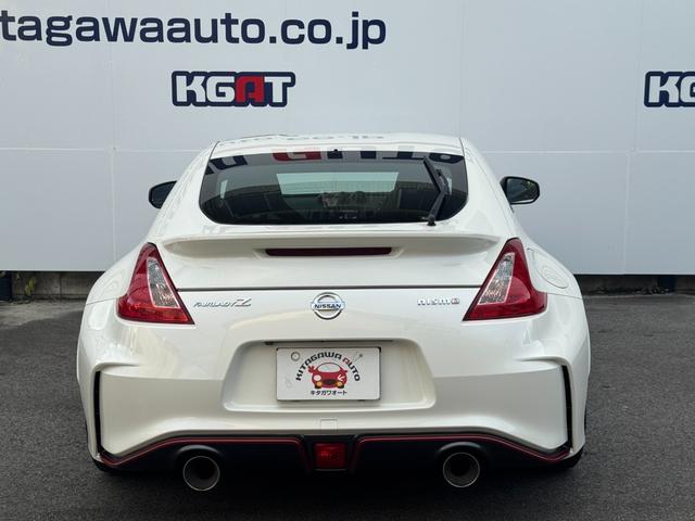 フェアレディＺ ニスモ　ニスモレカロシート　純正ナビフルセグＴＶ　Ｂカメラ　ＴＶキャンセラー　スマートキー　ＨＩＤ　ＥＴＣ　純正１９インチＡＷ　レッドキャリパー　ＢＯＳＥサウンド（38枚目）