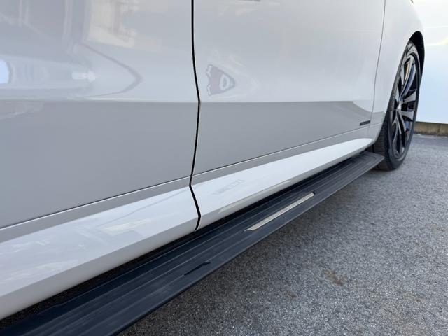 LAND ROVER RANGE ROVER SPORT AUTOBIOGRAPHY D300