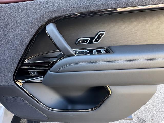 LAND ROVER RANGE ROVER SPORT AUTOBIOGRAPHY D300