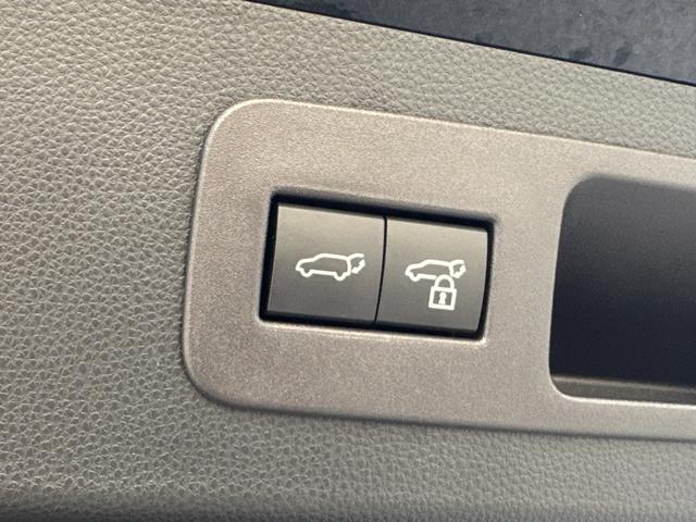 LX LX600 セキュリティゴルゴZVII ワンオーナ リアエンタ 純正OP22インチAW モデリスタエアロ デジタルミラー ホワイトレザーシート&ヒーター&クーラー マークレビンソン サンルーフ パノラマビュ(69枚目)