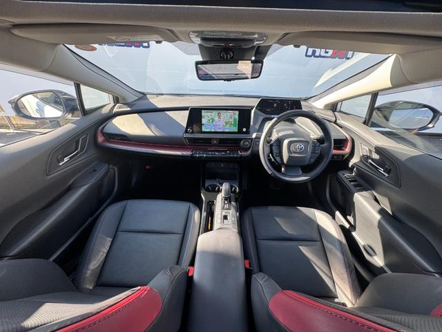 プリウス Ｚ　ワンオーナーモデリスタエアロ　シグネチャーイルミ　純正ナビフルセグ　パノラミックビューモニター　ガラスルーフ　黒革シート＆ヒーター＆クーラー　ＥＴＣ２．０　ステアリングヒーター　デジタルインナーミラー（34枚目）