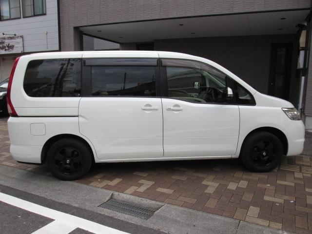 セレナ 20G 4WD(5枚目)