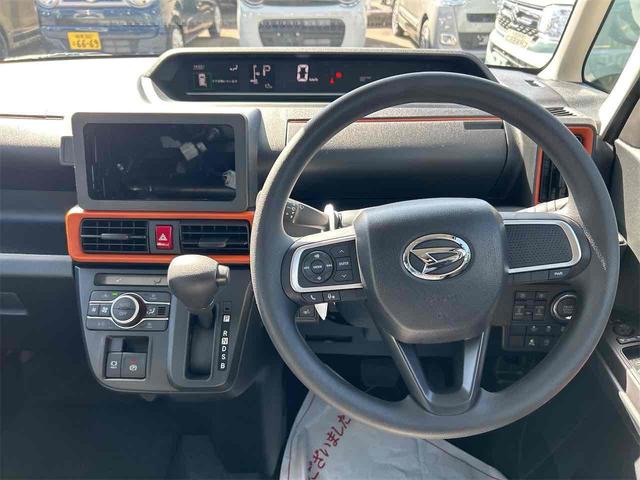 タント ファンクロス　届け出済み未使用車　バックカメラ　両側電動スライドドア　クリアランスソナー　衝突被害軽減システム　オートライト　ＬＥＤヘッドランプ　スマートキー　アイドリングストップ　電動格納ミラー　シートヒーター（8枚目）