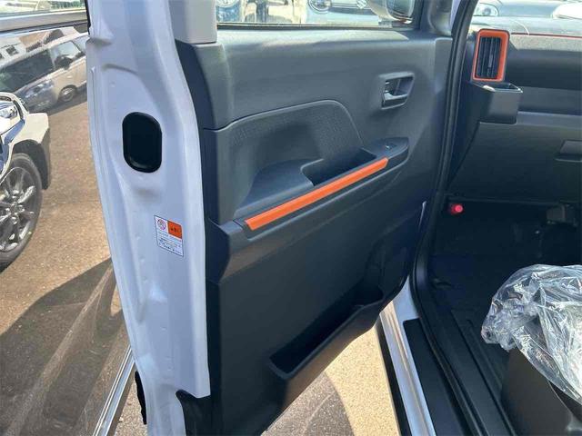 タント ファンクロス　届け出済み未使用車　バックカメラ　両側電動スライドドア　クリアランスソナー　衝突被害軽減システム　オートライト　ＬＥＤヘッドランプ　スマートキー　アイドリングストップ　電動格納ミラー　シートヒーター（63枚目）