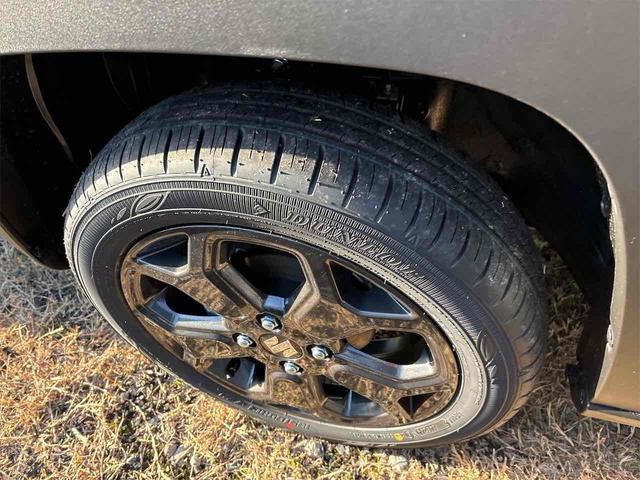 ハスラー タフワイルド　届け出済み未使用車　クリアランスソナー　オートクルーズコントロール　レーンアシスト　衝突被害軽減システム　オートライト　ＬＥＤヘッドランプ　スマートキー　アイドリングストップ　電動格納ミラー（47枚目）