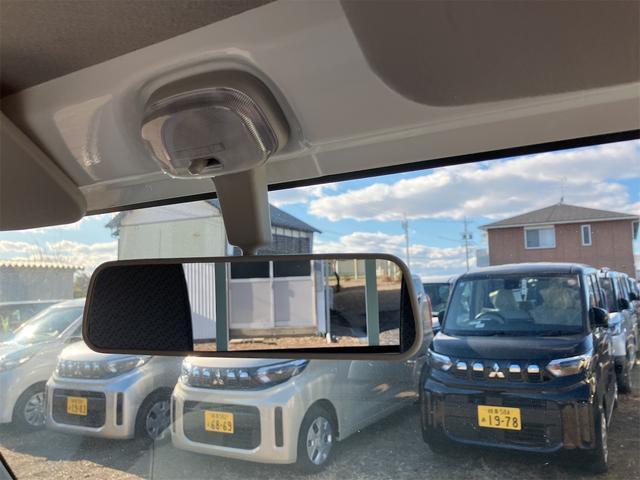 クリッパートラック ＤＸ　軽トラック　ＭＴ　クリアランスソナー　アイドリングストップ　オートライト　ＥＳＣ　エアコン　パワーウィンドウ　運転席エアバッグ　助手席エアバッグ　記録簿（68枚目）