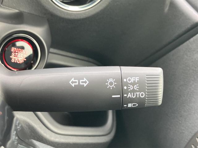 Ｎ－ＢＯＸカスタム ベースグレード　バックカメラ　両側スライド・片側電動　クリアランスソナー　オートクルーズコントロール　衝突被害軽減システム　オートライト　ＬＥＤヘッドランプ　スマートキー　アイドリングストップ　電動格納ミラー（12枚目）