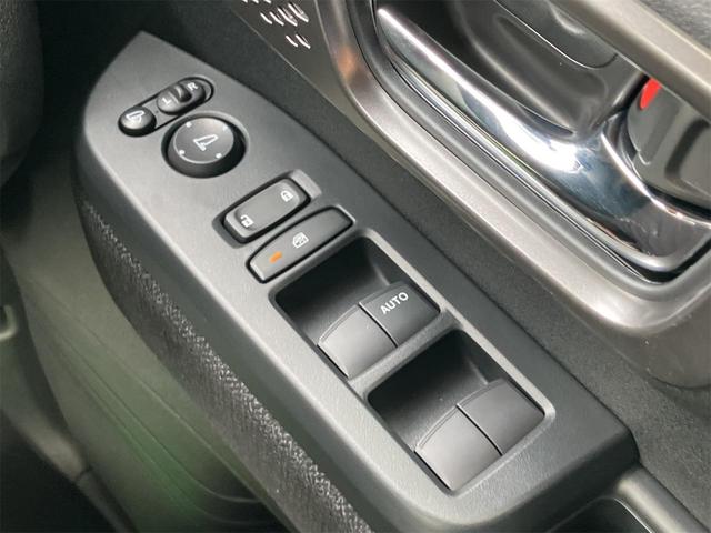 Ｎ－ＢＯＸカスタム ベースグレード　バックカメラ　両側スライド・片側電動　クリアランスソナー　オートクルーズコントロール　衝突被害軽減システム　オートライト　ＬＥＤヘッドランプ　スマートキー　アイドリングストップ　電動格納ミラー（16枚目）