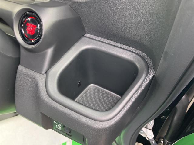 Ｎ－ＢＯＸカスタム ベースグレード　バックカメラ　両側スライド・片側電動　クリアランスソナー　オートクルーズコントロール　衝突被害軽減システム　オートライト　ＬＥＤヘッドランプ　スマートキー　アイドリングストップ　電動格納ミラー（55枚目）