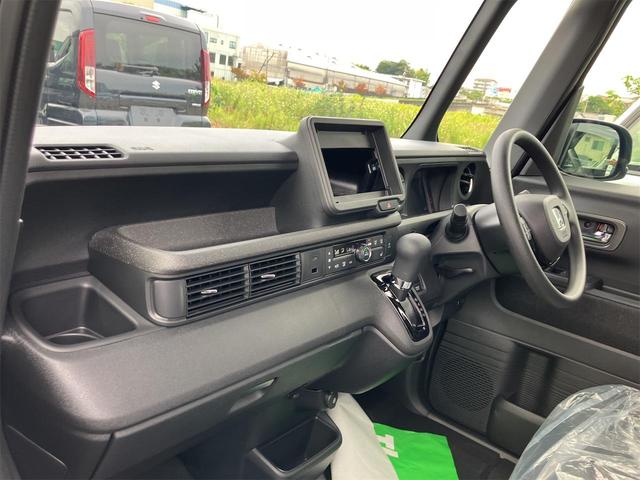 Ｎ－ＢＯＸカスタム ベースグレード　バックカメラ　両側スライド・片側電動　クリアランスソナー　オートクルーズコントロール　衝突被害軽減システム　オートライト　ＬＥＤヘッドランプ　スマートキー　アイドリングストップ　電動格納ミラー（61枚目）
