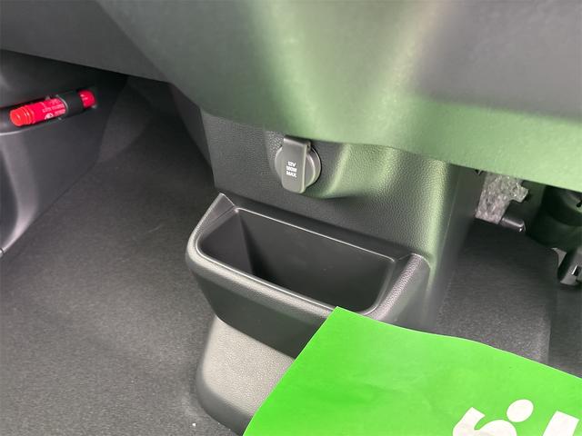 Ｎ－ＢＯＸカスタム ベースグレード　バックカメラ　両側スライド・片側電動　クリアランスソナー　オートクルーズコントロール　レーンアシスト　衝突被害軽減システム　オートライト　ＬＥＤヘッドランプ　スマートキー　アイドリングストップ（56枚目）