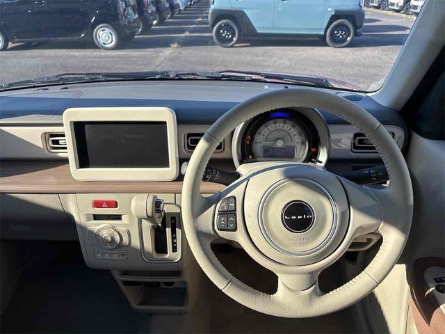 アルトラパン X 届け出済み未使用車 クリアランスソナー レーンアシスト 衝突被害軽減システム オートライト LEDヘッドランプ スマートキー アイドリングストップ 電動格納ミラー シートヒーター ベンチシート CVT(7枚目)