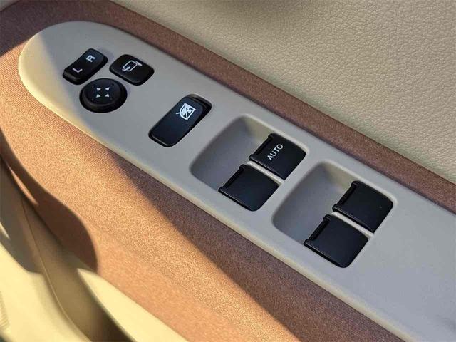 アルトラパン X 届け出済み未使用車 クリアランスソナー レーンアシスト 衝突被害軽減システム オートライト LEDヘッドランプ スマートキー アイドリングストップ 電動格納ミラー シートヒーター ベンチシート CVT(14枚目)