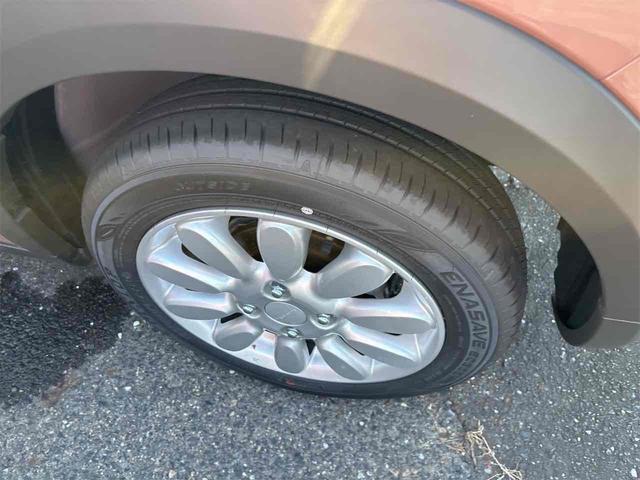 アルトラパン X 届け出済み未使用車 クリアランスソナー レーンアシスト 衝突被害軽減システム オートライト LEDヘッドランプ スマートキー アイドリングストップ 電動格納ミラー シートヒーター ベンチシート CVT(24枚目)