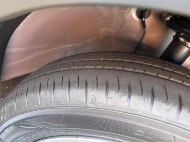 アルトラパン X 届け出済み未使用車 クリアランスソナー レーンアシスト 衝突被害軽減システム オートライト LEDヘッドランプ スマートキー アイドリングストップ 電動格納ミラー シートヒーター ベンチシート CVT(26枚目)