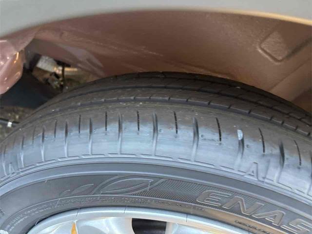 アルトラパン X 届け出済み未使用車 クリアランスソナー レーンアシスト 衝突被害軽減システム オートライト LEDヘッドランプ スマートキー アイドリングストップ 電動格納ミラー シートヒーター ベンチシート CVT(37枚目)