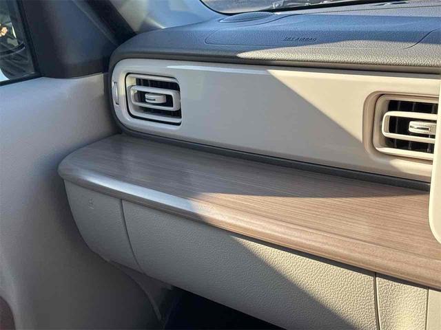 アルトラパン X 届け出済み未使用車 クリアランスソナー レーンアシスト 衝突被害軽減システム オートライト LEDヘッドランプ スマートキー アイドリングストップ 電動格納ミラー シートヒーター ベンチシート CVT(45枚目)