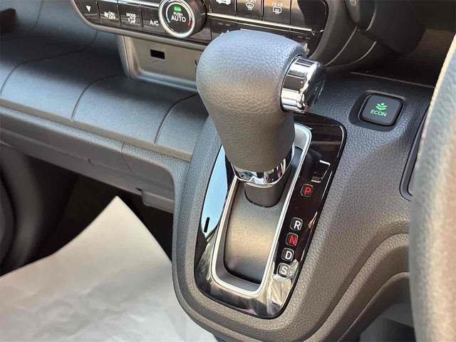 Ｎ－ＷＧＮカスタム Ｌ　届け出済み未使用車　バックカメラ　クリアランスソナー　オートクルーズコントロール　レーンアシスト　衝突被害軽減システム　オートライト　ＬＥＤヘッドランプ　スマートキー　アイドリングストップ（9枚目）