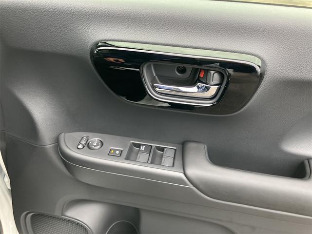 Ｎ－ＷＧＮカスタム Ｌブラックスタイル　届け出済み未使用車　バックカメラ　クリアランスソナー　オートクルーズコントロール　レーンアシスト　衝突被害軽減システム　オートライト　ＬＥＤヘッドランプ　スマートキー　アイドリングストップ（14枚目）