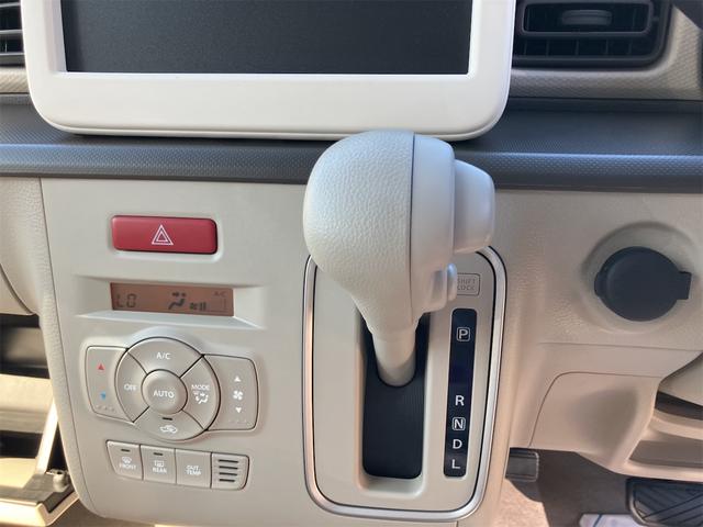 アルトラパン ハイブリッドL 届け出済み未使用車 クリアランスソナー レーンアシスト 衝突被害軽減システム オートライト LEDヘッドランプ スマートキー アイドリングストップ 電動格納ミラー シートヒーター ベンチシート CVT(9枚目)