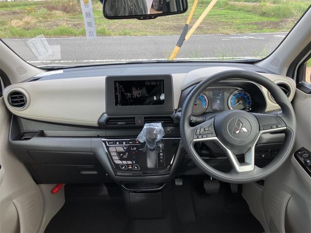 eKワゴン G クリアランスソナー レーンアシスト 衝突被害軽減システム オートライト スマートキー アイドリングストップ 電動格納ミラー シートヒーター ベンチシート CVT 盗難防止システム ABS ESC(4枚目)