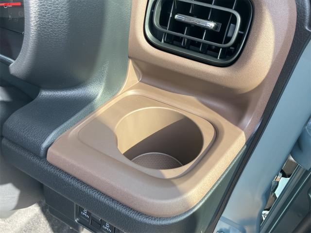 ムーヴキャンバス セオリーＸ　届け出済み未使用車　両側電動スライドドア　クリアランスソナー　レーンアシスト　衝突被害軽減システム　オートライト　スマートキー　アイドリングストップ　電動格納ミラー　ベンチシート　ＣＶＴ（31枚目）