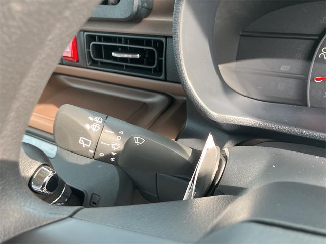 ムーヴキャンバス セオリーＸ　届け出済み未使用車　両側電動スライドドア　クリアランスソナー　レーンアシスト　衝突被害軽減システム　オートライト　スマートキー　アイドリングストップ　電動格納ミラー　ベンチシート　ＣＶＴ（13枚目）