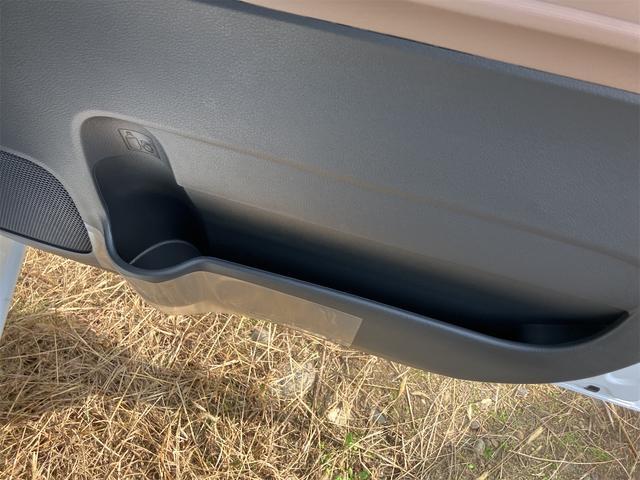 ムーヴキャンバス セオリーＸ　届け出済み未使用車　両側電動スライドドア　クリアランスソナー　レーンアシスト　衝突被害軽減システム　オートライト　スマートキー　アイドリングストップ　電動格納ミラー　ベンチシート　ＣＶＴ（31枚目）