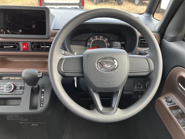 ムーヴキャンバス セオリーＸ　届け出済み未使用車　両側電動スライドドア　クリアランスソナー　レーンアシスト　衝突被害軽減システム　オートライト　スマートキー　アイドリングストップ　電動格納ミラー　ベンチシート　ＣＶＴ（7枚目）