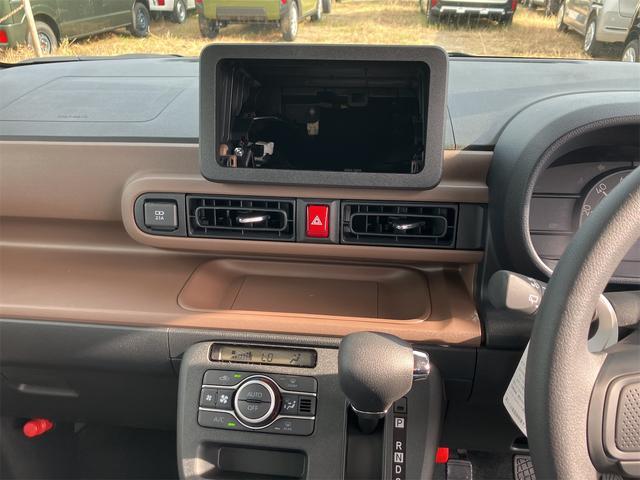 ムーヴキャンバス セオリーＸ　届け出済み未使用車　両側電動スライドドア　クリアランスソナー　衝突被害軽減システム　オートライト　スマートキー　アイドリングストップ　電動格納ミラー　ベンチシート　ＣＶＴ　盗難防止システム　ＡＢＳ（36枚目）