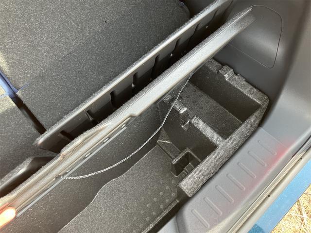 ムーヴキャンバス セオリーＸ　届け出済み未使用車　両側電動スライドドア　クリアランスソナー　衝突被害軽減システム　オートライト　スマートキー　アイドリングストップ　電動格納ミラー　ベンチシート　ＣＶＴ　盗難防止システム　ＡＢＳ（54枚目）