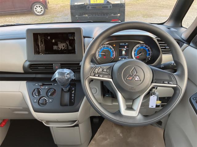 ｅＫスペース Ｍ　届け出済み未使用車　バックカメラ　両側スライドドア　クリアランスソナー　レーンアシスト　衝突被害軽減システム　オートライト　ＬＥＤヘッドランプ　キーレスエントリー　アイドリングストップ　電動格納ミラー（7枚目）