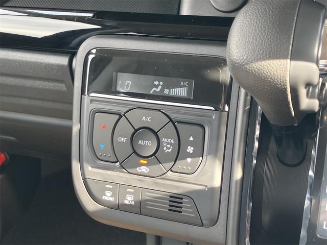 手の届きやすいところで簡単操作ができる空調付き！オールシーズンお好みの温度調節ができます。