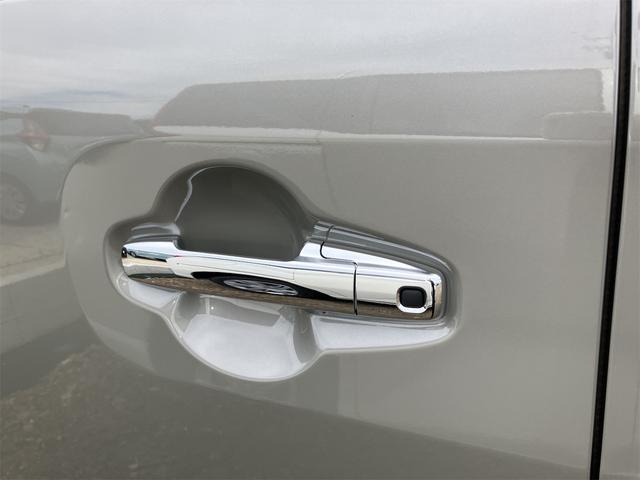 ワゴンＲスマイル クリームコーデ　届け出済み未使用車　両側電動スライドドア　クリアランスソナー　オートクルーズコントロール　レーンアシスト　衝突被害軽減システム　オートライト　ＬＥＤヘッドランプ　スマートキー　アイドリングストップ（29枚目）