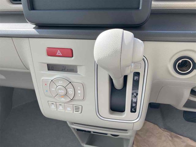 アルトラパンLC ハイブリッドL クリアランスソナー レーンアシスト 衝突被害軽減システム オートライト LEDヘッドランプ スマートキー アイドリングストップ 電動格納ミラー シートヒーター ベンチシート CVT 盗難防止システム(9枚目)