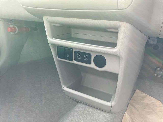 アルトラパンLC ハイブリッドL クリアランスソナー レーンアシスト 衝突被害軽減システム オートライト LEDヘッドランプ スマートキー アイドリングストップ 電動格納ミラー シートヒーター ベンチシート CVT 盗難防止システム(10枚目)