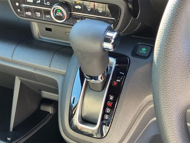 Ｎ－ＷＧＮカスタム Ｌブラックスタイル　届け出済み未使用車　バックカメラ　クリアランスソナー　オートクルーズコントロール　レーンアシスト　衝突被害軽減システム　オートライト　ＬＥＤヘッドランプ　スマートキー　アイドリングストップ（9枚目）