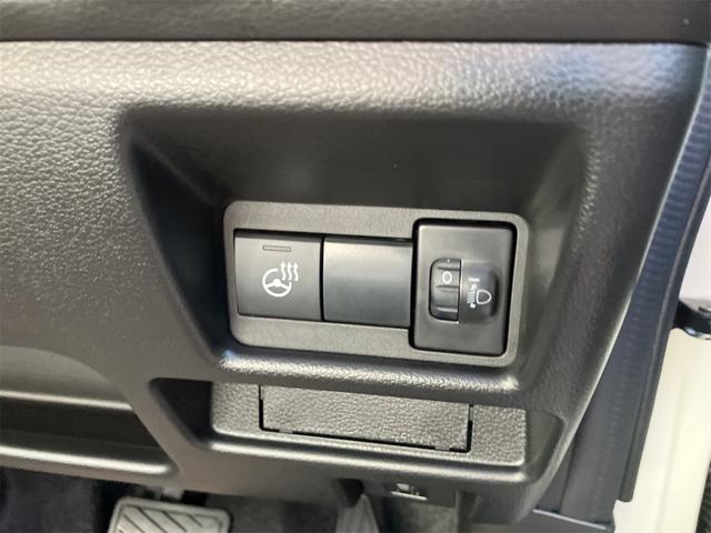 スペーシアカスタム ハイブリッドＸＳ　届け出済み未使用車　両側電動スライドドア　クリアランスソナー　オートクルーズコントロール　レーンアシスト　衝突被害軽減システム　オートライト　ＬＥＤヘッドランプ　スマートキー　アイドリングストップ（15枚目）