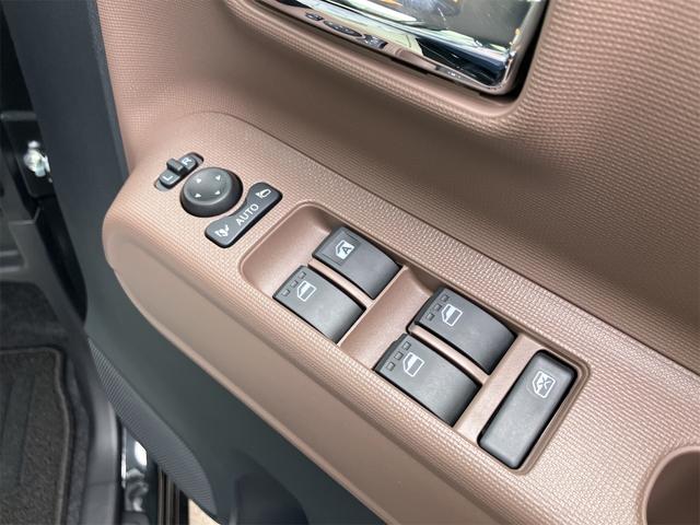 ムーヴキャンバス セオリーＧ　届け出済み未使用車　全周囲カメラ　両側電動スライドドア　クリアランスソナー　衝突被害軽減システム　オートライト　ＬＥＤヘッドランプ　スマートキー　アイドリングストップ　電動格納ミラー　シートヒーター（15枚目）