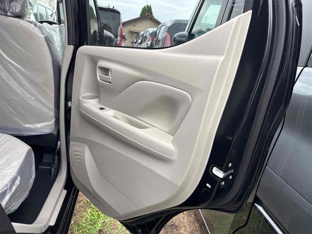 当店のお車をご覧いただきましてありがとうございます。お車についてのご質問やお見積りのご依頼、ご購入にあたってのご相談などお気軽にお問い合わせ下さい！