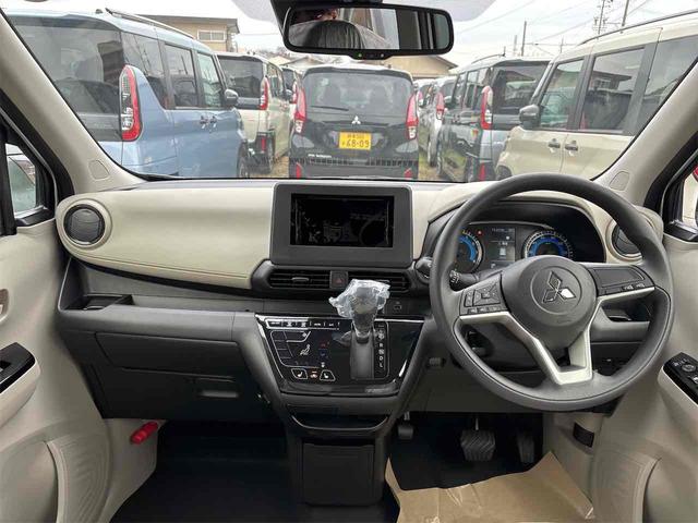 車を運転する際には運転席の存在は欠かせません。なのでしっかりとチェックしたいポイントですね。