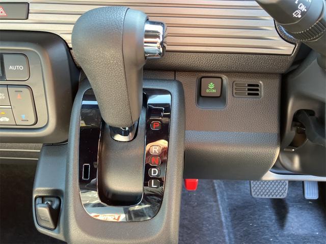 Ｎ－ＶＡＮ ファン　バックカメラ　両側スライドドア　クリアランスソナー　オートクルーズコントロール　レーンアシスト　衝突被害軽減システム　オートライト　スマートキー　アイドリングストップ　電動格納ミラー　ＣＶＴ　ＥＳＣ（9枚目）