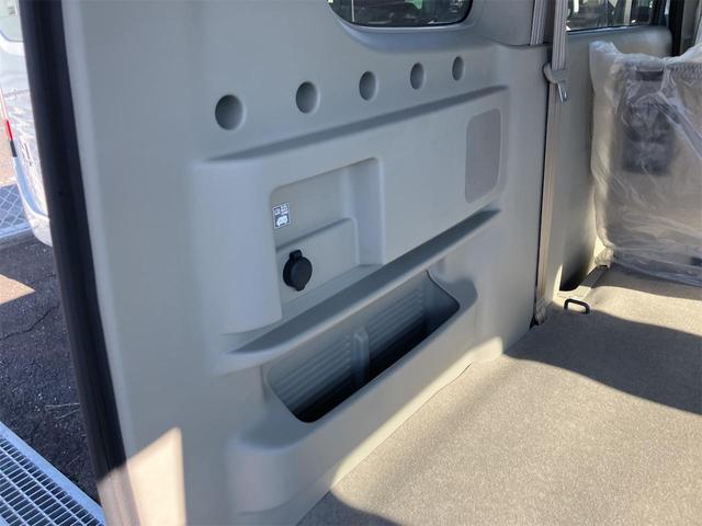 エブリイワゴン PZターボスペシャル 両側電動スライドドア クリアランスソナー レーンアシスト 衝突被害軽減システム オートライト LEDヘッドランプ スマートキー アイドリングストップ 電動格納ミラー シートヒーター ベンチシート(40枚目)