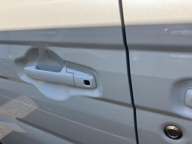 スペーシア ハイブリッドＸ　両側電動スライドドア　クリアランスソナー　衝突被害軽減システム　オートライト　ＬＥＤヘッドランプ　スマートキー　アイドリングストップ　電動格納ミラー　シートヒーター　ベンチシート　ＣＶＴ（35枚目）