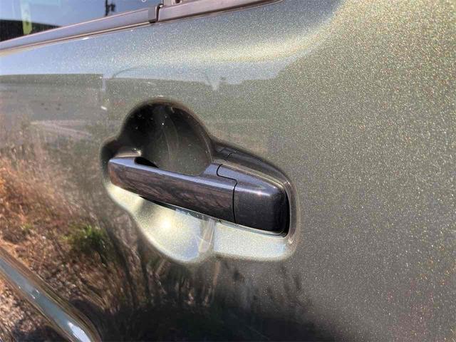 ハスラー タフワイルド　クリアランスソナー　オートクルーズコントロール　レーンアシスト　衝突被害軽減システム　オートライト　ＬＥＤヘッドランプ　スマートキー　アイドリングストップ　電動格納ミラー　シートヒーター　ＣＶＴ（34枚目）