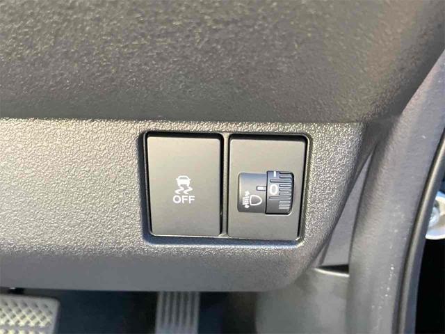 N-BOXカスタム ベースグレード 届け出済み未使用車 バックカメラ 両側電動スライドドア クリアランスソナー オートクルーズコントロール レーンアシスト 衝突被害軽減システム オートライト LEDヘッドランプ スマートキー(15枚目)