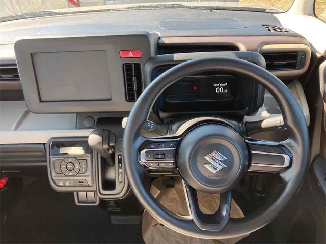 スペーシア ハイブリッドＧ　届け出済み未使用車　両側スライドドア　クリアランスソナー　衝突被害軽減システム　オートライト　ＬＥＤヘッドランプ　スマートキー　アイドリングストップ　電動格納ミラー　ベンチシート　ＣＶＴ（7枚目）